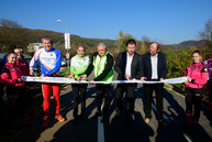 Nová unikátna cyklotrasa vedie do kúpeľov, svoje miesto na nej majú chodci aj cyklisti - 20181022_TSK_PU_cyklotrasa_029w