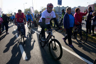Nová unikátna cyklotrasa vedie do kúpeľov, svoje miesto na nej majú chodci aj cyklisti - 20181022_TSK_PU_cyklotrasa_040w