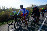 Nová unikátna cyklotrasa vedie do kúpeľov, svoje miesto na nej majú chodci aj cyklisti - 20181022_TSK_PU_cyklotrasa_048w