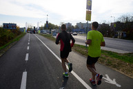 Nová unikátna cyklotrasa vedie do kúpeľov, svoje miesto na nej majú chodci aj cyklisti - 20181022_TSK_PU_cyklotrasa_097w