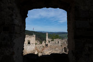 Zväčšiť fotografiu - Novinkami na považskom hrade otvorili turistickú sezónu - 20240408_POVAZSKY_HRAD_036w