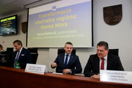 O budúcnosti hornej nitry dnes prišla na župu diskutovať aj európska komisia - 20180205_TN_TSK_Sefcovic_013
