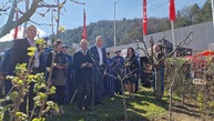 Zväčšiť fotografiu - Obľúbený záhradkársky veľtrh opäť na trenčianskom výstavisku - 20230412_102424
