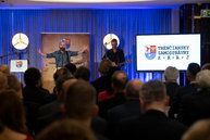 Zväčšiť fotografiu - Ocenili sme tých, ktorí sa nesnažia byť slávnymi, ale hodnotnými