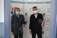 Zväčšiť fotografiu - Ochranné štíty si prevzali aj hasiči, využijú ich pri testovaní repatriantov - IMG_8984