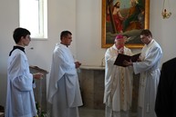 Zväčšiť fotografiu - Od obnovenej kaplnky cez dožinky po súťaž vo varení gulášu