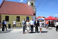 Zväčšiť fotografiu - Od obnovenej kaplnky cez dožinky po súťaž vo varení gulášu