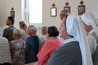 Zväčšiť fotografiu - Od obnovenej kaplnky cez dožinky po súťaž vo varení gulášu