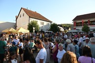Zväčšiť fotografiu - Od obnovenej kaplnky cez dožinky po súťaž vo varení gulášu