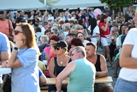Zväčšiť fotografiu - Od obnovenej kaplnky cez dožinky po súťaž vo varení gulášu