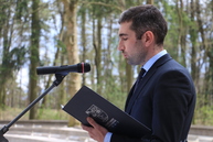 Od oslobodenia mesta trenčín uplynulo 73 rokov, vzdať hold umučeným prišla aj najmladšia generácia - IMG_7098