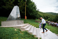 Zväčšiť fotografiu - Odkaz partizánov v lehote pod vtáčnikom žije aj naďalej - TSK_SNP Sekaniny web (4)