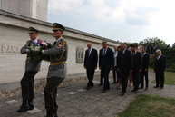 Pamiatku hrdinov, ktorí pred 75 rokmi bojovali v slovenskom národnom povstaní si uctili na jankovom vŕšku - IMG_0329