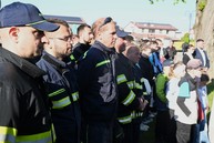 Zväčšiť fotografiu - Pestrofarebné stužky na májoch už vejú nad obcami trenčianskeho kraja