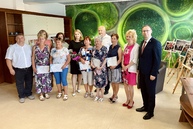 Zväčšiť fotografiu - Pilotný projekt digitálnych zručností seniorov na trenčianskej univerzite alexandra dubčeka  ukončený - IMG_8243 DiGiZr