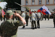 Zväčšiť fotografiu - Pod hradom matúša čáka slávnostne ukončil aktívnu vojenskú službu generál jindřich joch - IMG_9343