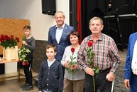 Zväčšiť fotografiu - Pomáhame zachraňovať životy, vážime si staršiu generáciu