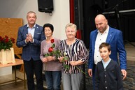 Zväčšiť fotografiu - Pomáhame zachraňovať životy, vážime si staršiu generáciu