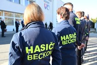 Zväčšiť fotografiu - Pomáhame zachraňovať životy, vážime si staršiu generáciu