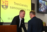 Zväčšiť fotografiu - Poslanci rokovali o volebných obvodoch aj voľbe nového hlavného kontrolóra kraja