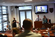 Zväčšiť fotografiu - Poslanci rokovali o volebných obvodoch aj voľbe nového hlavného kontrolóra kraja