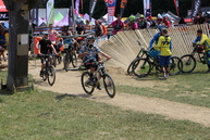 Posledné májové dni cyklistike v kraji priali; po ôsmykrát privítal bikepark v kálnici najväčší slovenský bicyklový festival - IMG_5543