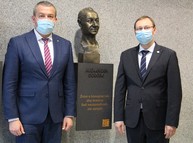 Zväčšiť fotografiu - Pred 99 rokmi sa v uhrovci narodila vedúca osobnosť pražskej jari - sef