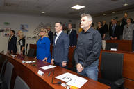 Zväčšiť fotografiu - Predseda a poslanci obdržali osvedčenie o zvolení - 20221104_TN_TSK_osvedcenia_013w