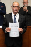 Zväčšiť fotografiu - Predseda a poslanci obdržali osvedčenie o zvolení - 20221104_TN_TSK_osvedcenia_071w