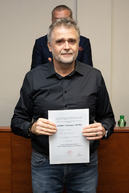 Zväčšiť fotografiu - Predseda a poslanci obdržali osvedčenie o zvolení - 20221104_TN_TSK_osvedcenia_087w