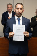 Zväčšiť fotografiu - Predseda a poslanci obdržali osvedčenie o zvolení - 20221104_TN_TSK_osvedcenia_098w