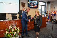 Zväčšiť fotografiu - Predseda a poslanci zložili sľuby, známe sú aj mená podpredsedov - DSC_7401