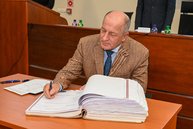 Zväčšiť fotografiu - Predseda a poslanci zložili sľuby, známe sú aj mená podpredsedov - DSC_7476