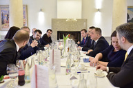 Predsedovia samosprávnych krajov spoločne rokovali - 28003662749_1f830c8f91_z