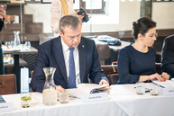 Predsedovia vyšších územných celkov sa stretli v trnave - DSC06782