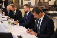 Predsedovia vyšších územných celkov sa stretli v trnave - IMG_0251