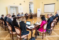 Zväčšiť fotografiu - Predstavitelia krajov rokovali poslednýkrát v tomto volebnom období - DSC08670