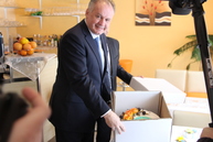 Prezident slovenskej republiky v púchove vyslovil pochvalu študentom soš obchodu a služieb - IMG_4232