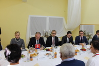 Prezident sr osobne navštívil dve stredné školy v zriaďovateľskej pôsobnosti trenčianskeho samosprávneho kraja. - IMG_7975