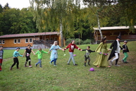 Projekt pomôžme deťom s autizmom podporila aj trenčianska župa - Piatok Tábor Podvisnove (4)