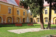Zväčšiť fotografiu - Pruské navštívili potomkovia významného grófskeho rodu - IMG_2028