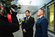 Zväčšiť fotografiu - Prvá výjazdová vláda rokovala v trenčíne, uvoľnené boli financie pre samosprávy - TSK_vyjazdove_gastro_hokejovka_mini (100 of 102)