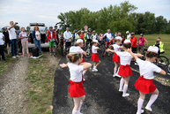 Prvých 13,4 km vážskej cyklotrasy dnes župa odovzdala verejnosti. niektorí cyklisti to označujú za udalosť roka. - 20180525_HORNA_STREDA_cyklotrasa_103w