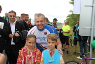 Prvých 13,4 km vážskej cyklotrasy dnes župa odovzdala verejnosti. niektorí cyklisti to označujú za udalosť roka. - IMG_2717