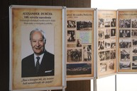 Zväčšiť fotografiu - Rodná obec nezabúda na odkaz politika s ľudskou tvárou, pripomína ho cez novú publikáciu - IMG_3000
