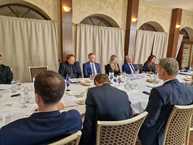 Zväčšiť fotografiu - Rokovanie predstaviteľov regiónov hostili krakovany - WhatsApp Image 2023-10-26 at 20.51.38 (2)