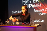 S medailami pre púchovskú soš obchodu a služieb sa v hlavnom meste roztrhlo vrece - IMG_5711
