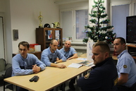 S novoročným prianím a poďakovaním za obetavú prácu navštívil trenčiansky župan posledný deň v roku zložky záchranného systému, cestárov i zamestnancov zariadenia sociálnych služieb - IMG_8737