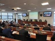 Zväčšiť fotografiu - S testovaním školákov pomôžu župné stredné školy, krajský parlament nesúhlasí s reformou súdnej mapy - IMG_20210125_132517