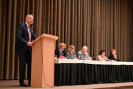 Zväčšiť fotografiu - Seniori v trenčíne rokovali o ďalšom smerovaní okresnej organizácie